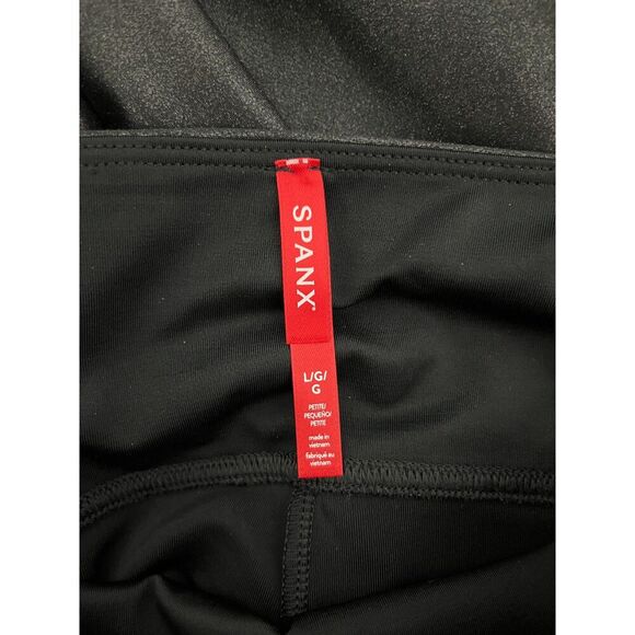 Spanx Shape Faux Leather Women's Leggings Size Large Stretch Black Shiny - Picture 3 of 7